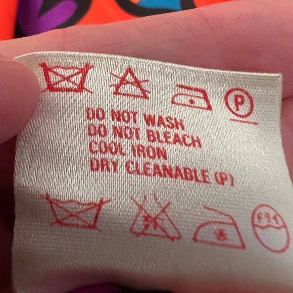 Vintage Escada Red Heart Print Blouse with Neck Bow 34 S - Picture 13 of 16